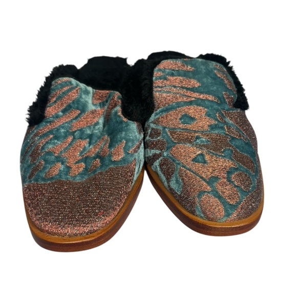 Free People Velour Casual Mules Butterfly Effect Fur Lined Shoe EU 36 - Picture 2 of 8